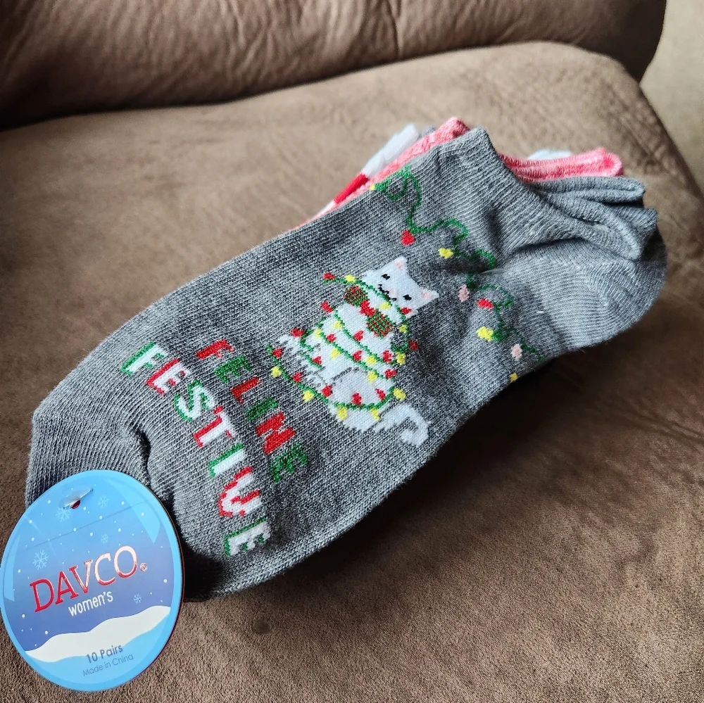 Christmas Cat Womens Ankle Socks NWT